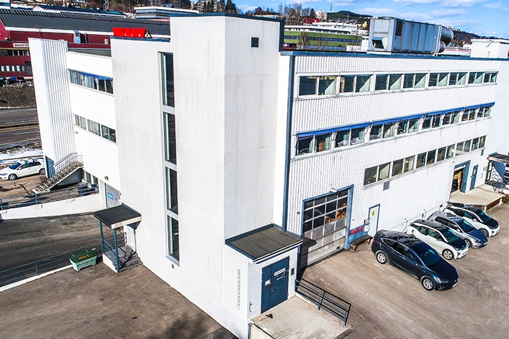 domus-eiendom-ostre-aker-vei-203-bildegalleri-eksterior-736x490-2